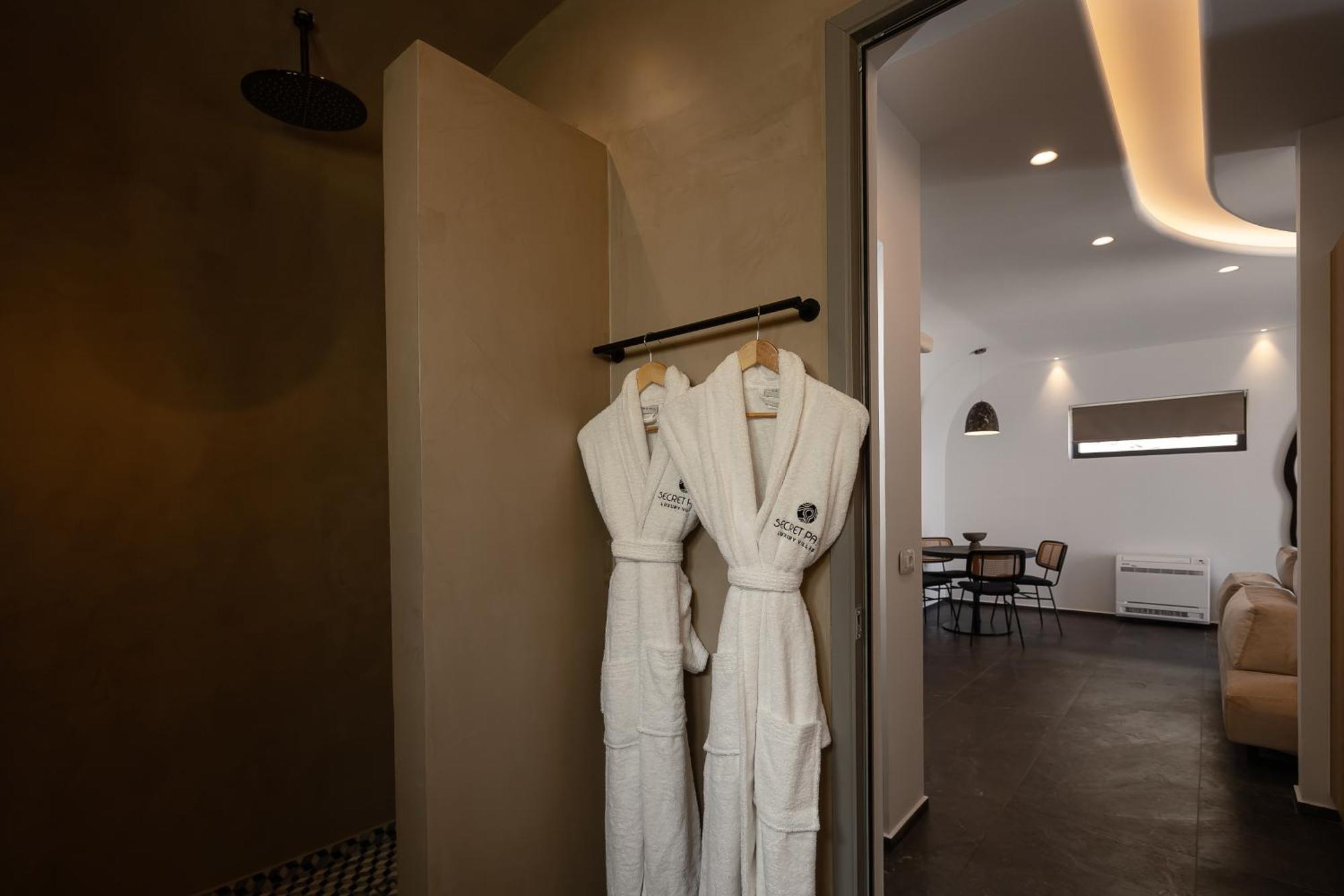 Secret Path Luxury Villas Imerovigli  Exterior photo
